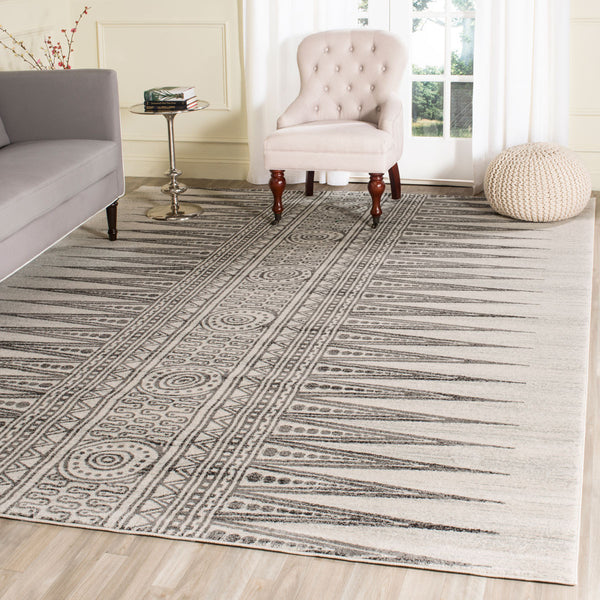 Safavieh EVOKE 226 Area Rug